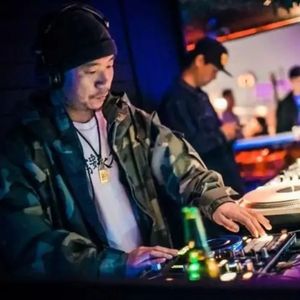 小日本做爱视频免费
